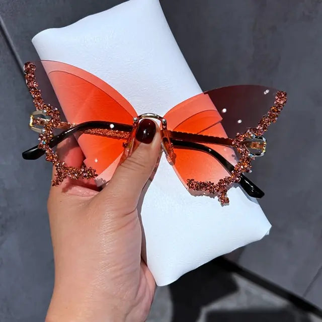 GlamFlutter Diamond Detail Sunglasses