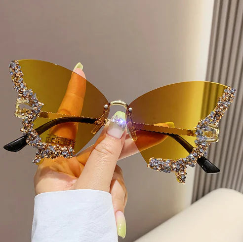 GlamFlutter Diamond Detail Sunglasses