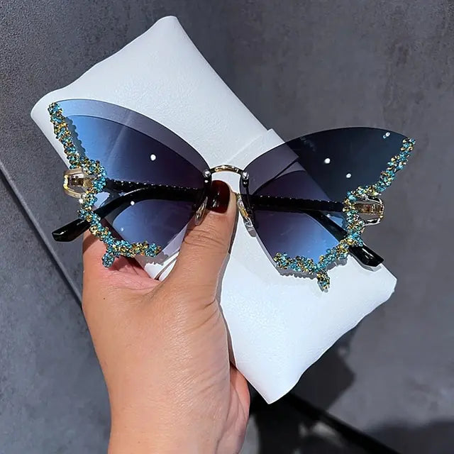 GlamFlutter Diamond Detail Sunglasses